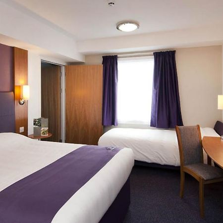 Premier Inn Kidderminster Eksteriør billede