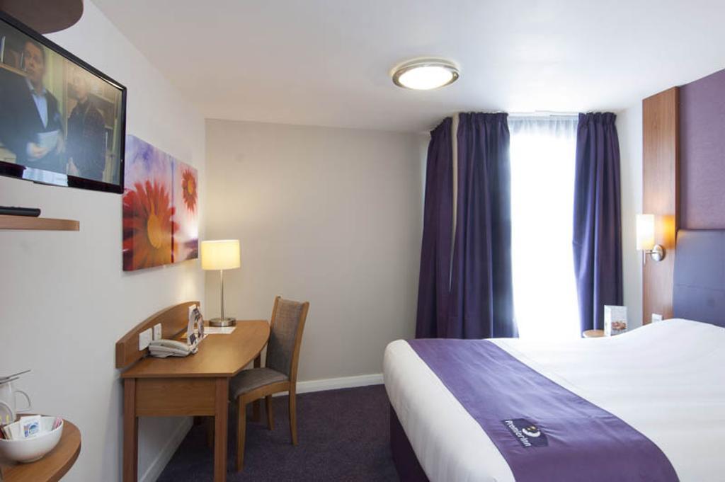 Premier Inn Kidderminster Eksteriør billede