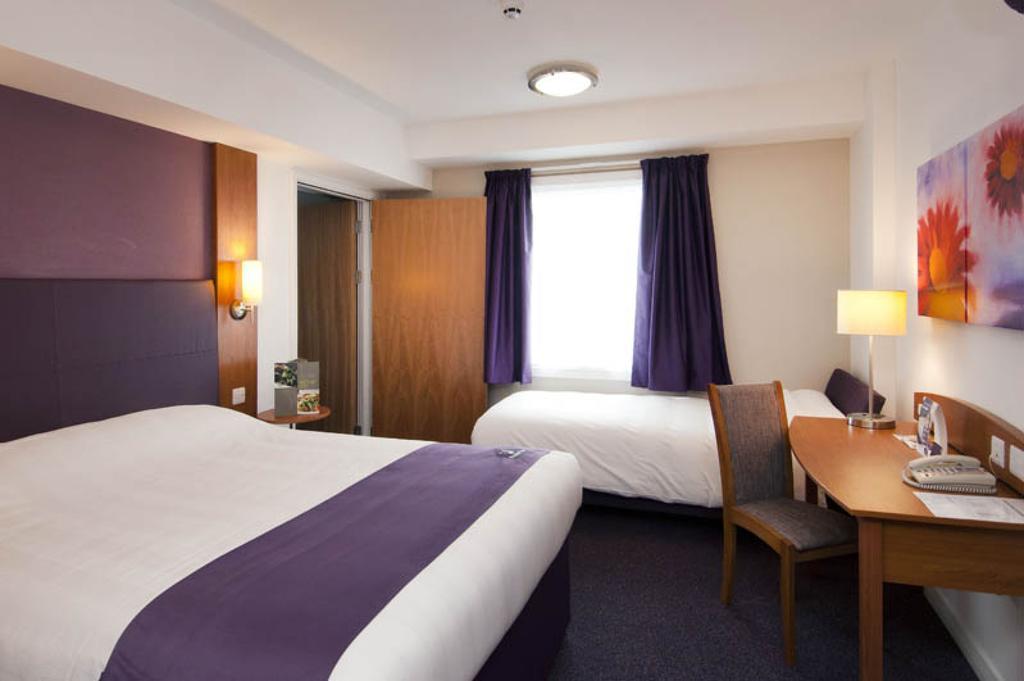 Premier Inn Kidderminster Eksteriør billede