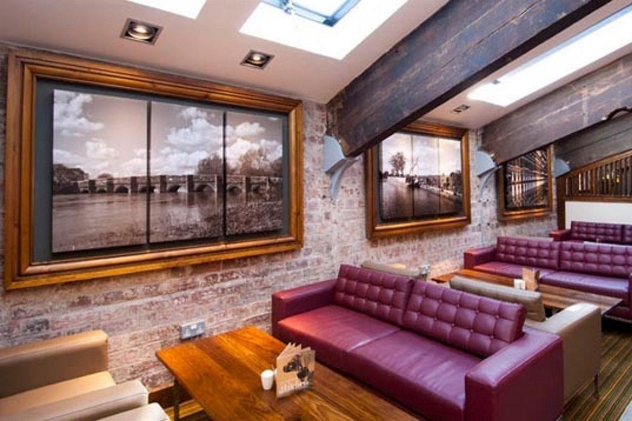 Premier Inn Kidderminster Eksteriør billede